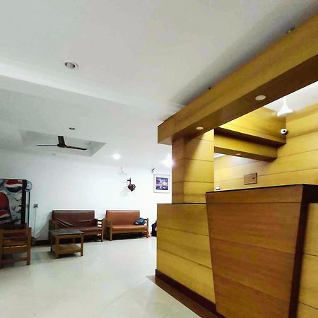 Midtown Residency Hotel Kozhikode Exterior photo